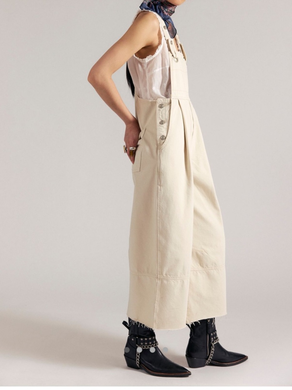 We The Free Rambler Overalls in Cream Size L NWT - Picture 3 of 15